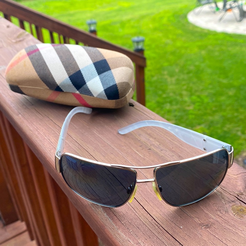 Burberry Authentic men’s sunglasses